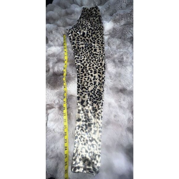 CHRLDR High Waisted Leopard Leggings Velour Spandex Sand X-Small - Picture 6 of 10